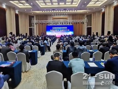 祁俊会长出席全国工程机械与车辆技术质量信息交流会暨质量工作委员会年会，推动行业高质量发展